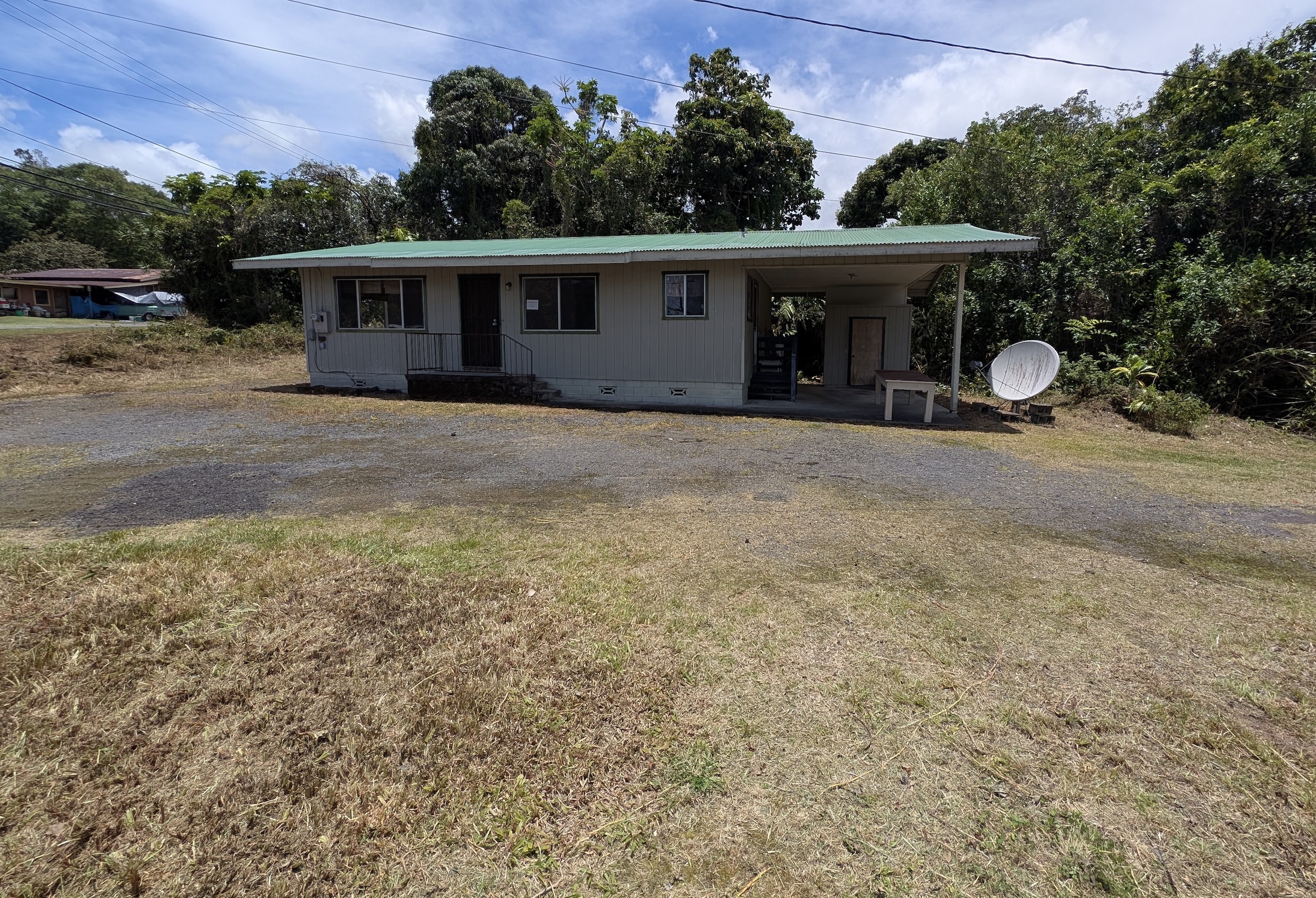 1360 Kaumana Dr Property Photo 2