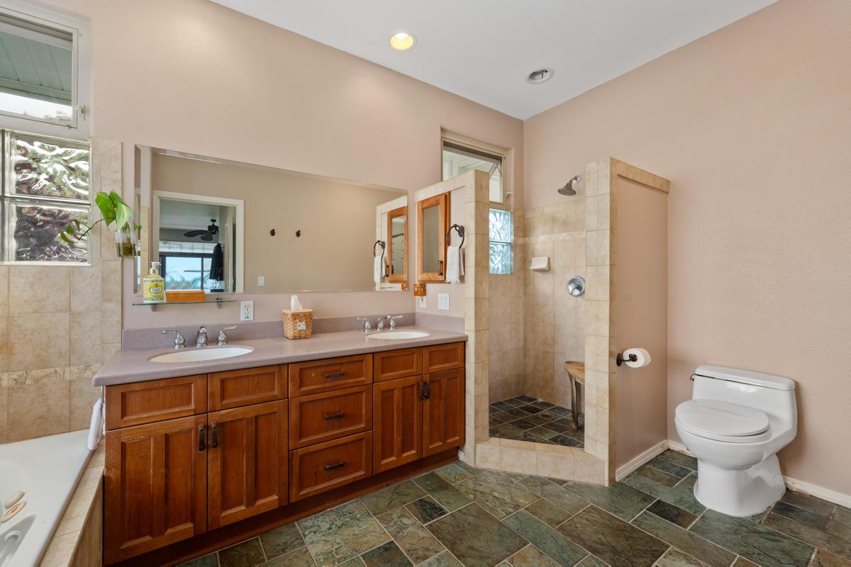 73-4685 Hina Lani St Property Photo 17