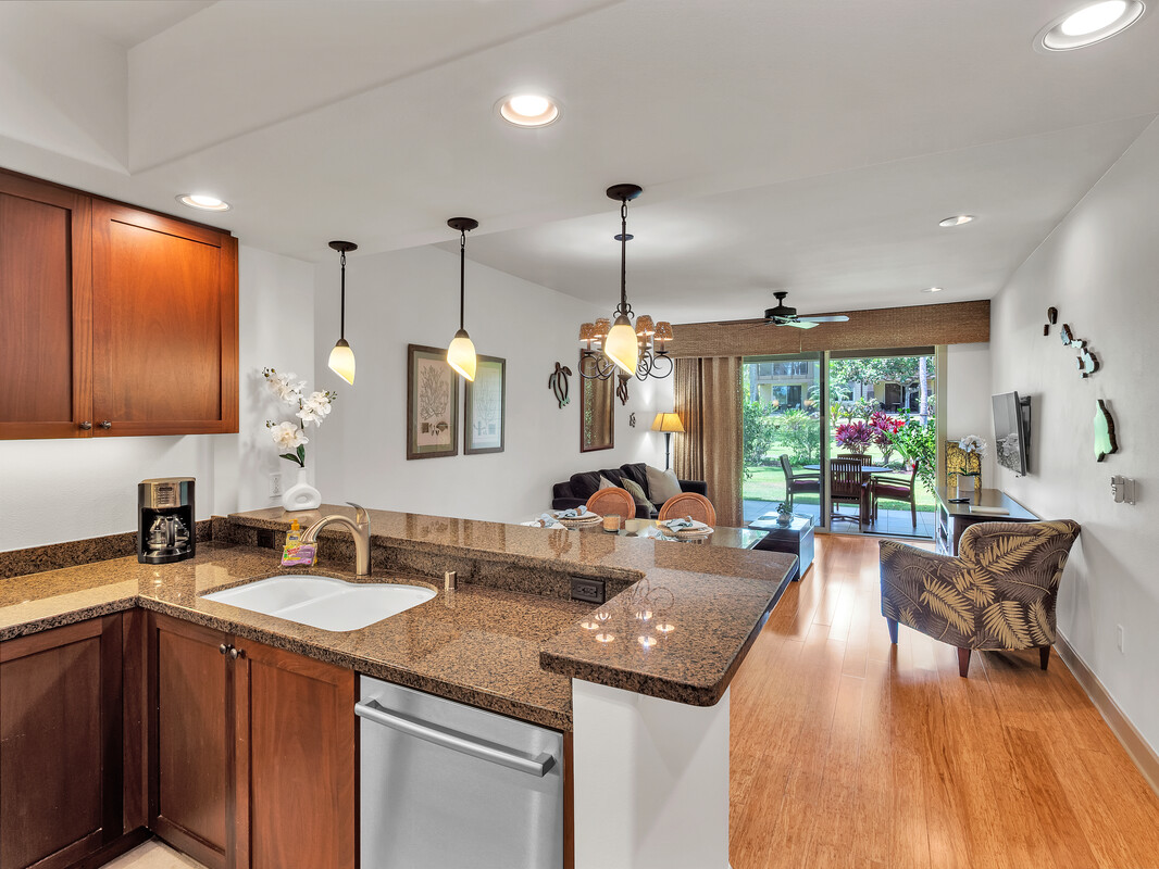 69-1033 NAWAHINE PL 21B Property Photo 1