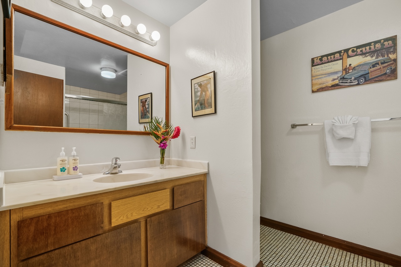 1901 Poipu Rd 411 Property Photo 15