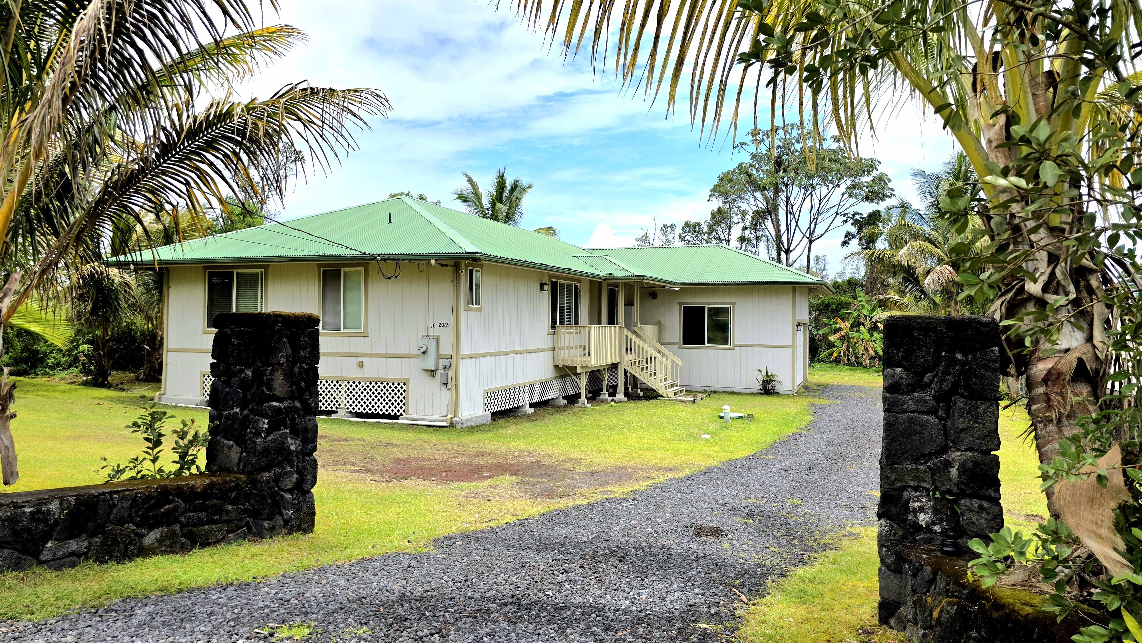 16-2069 Leilani Drive Property Photo 1
