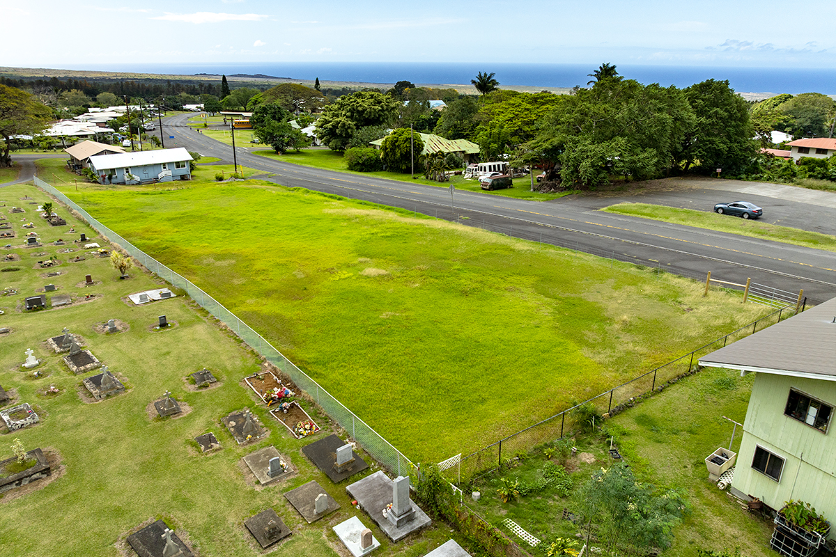 1 Kamani St Property Photo 3