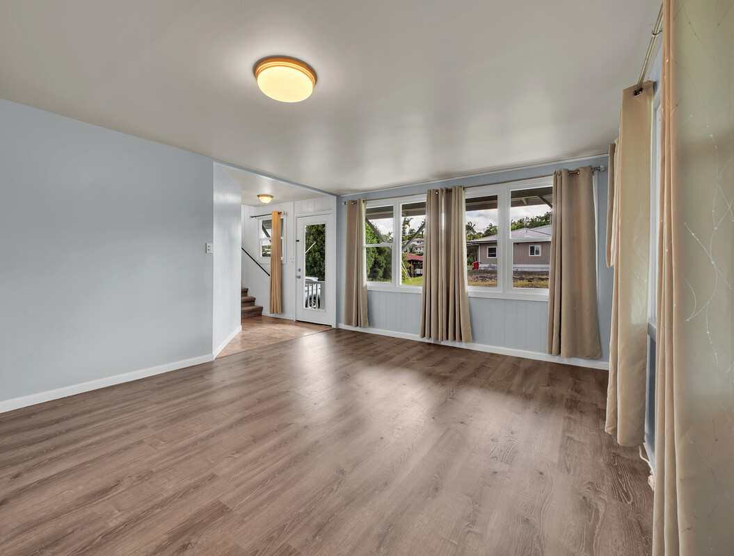 7 Luana Way Property Photo 11