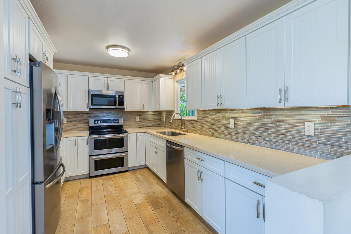 5372 Kumole St Property Photo 10