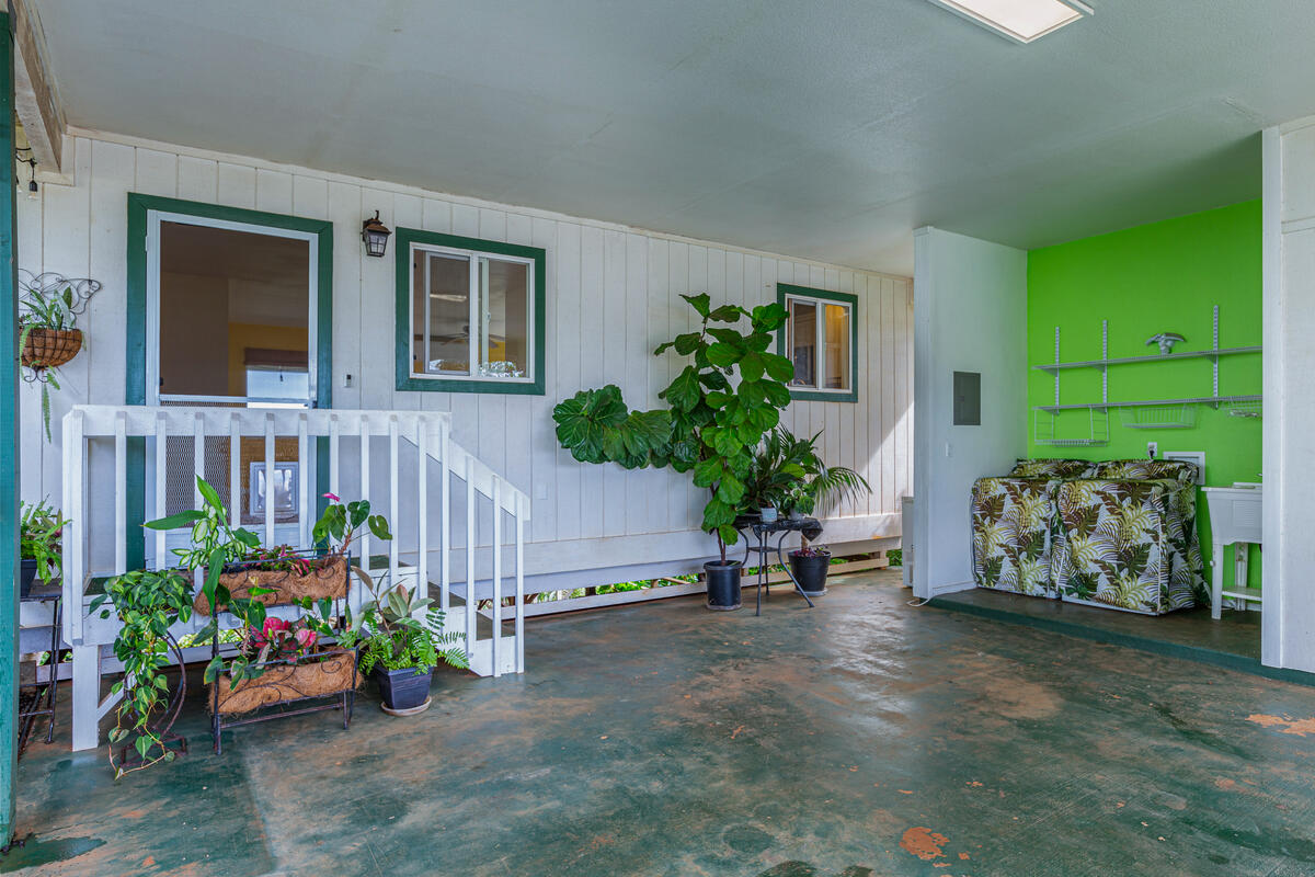 5372 Kumole St Property Photo 22