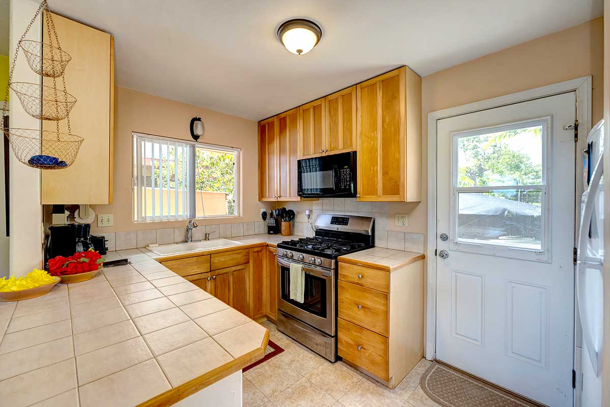 12-7036 Kaiwa St Property Photo 8