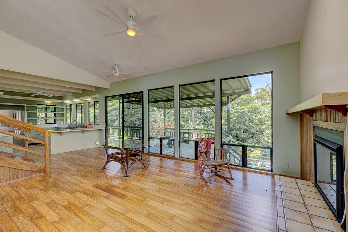 254 Kaiulani St Property Photo 2