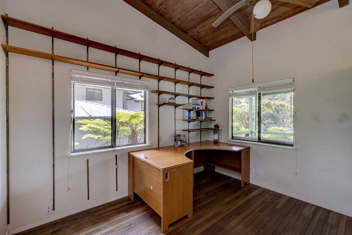254 Kaiulani St Property Photo 13