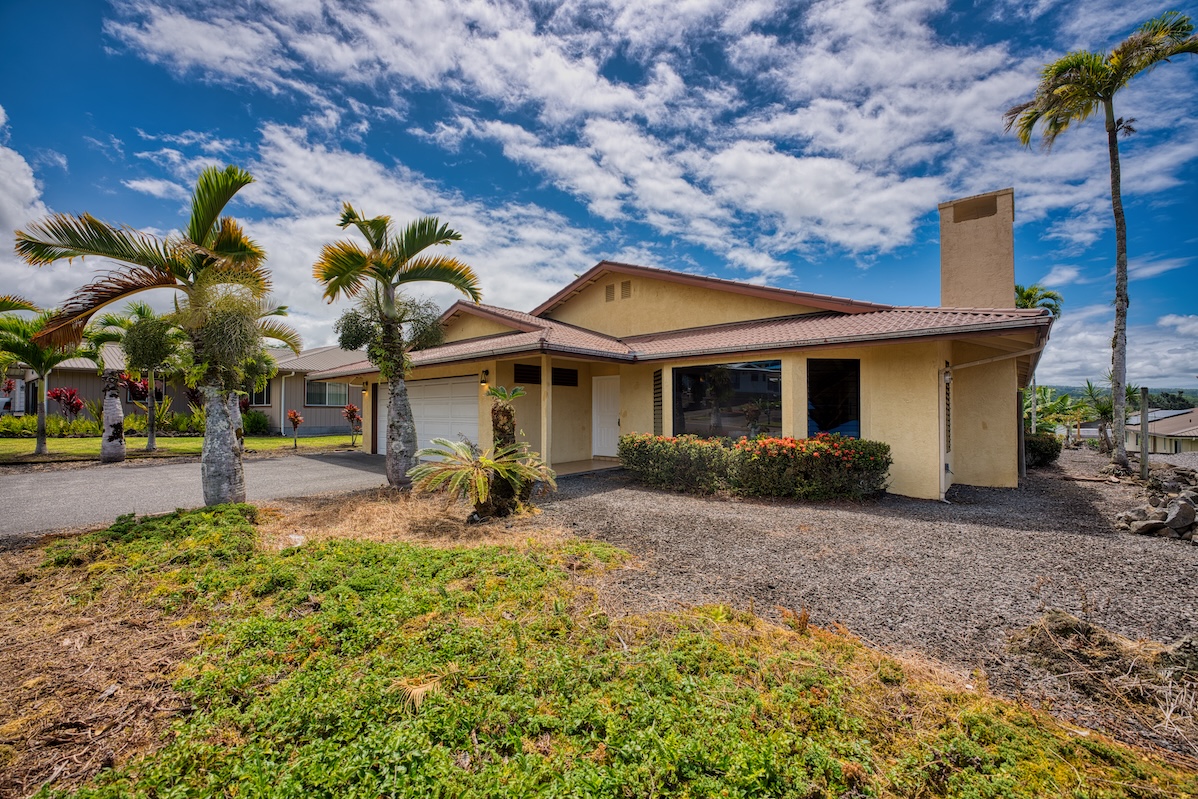 708 KUKUAU ST Property Photo 1