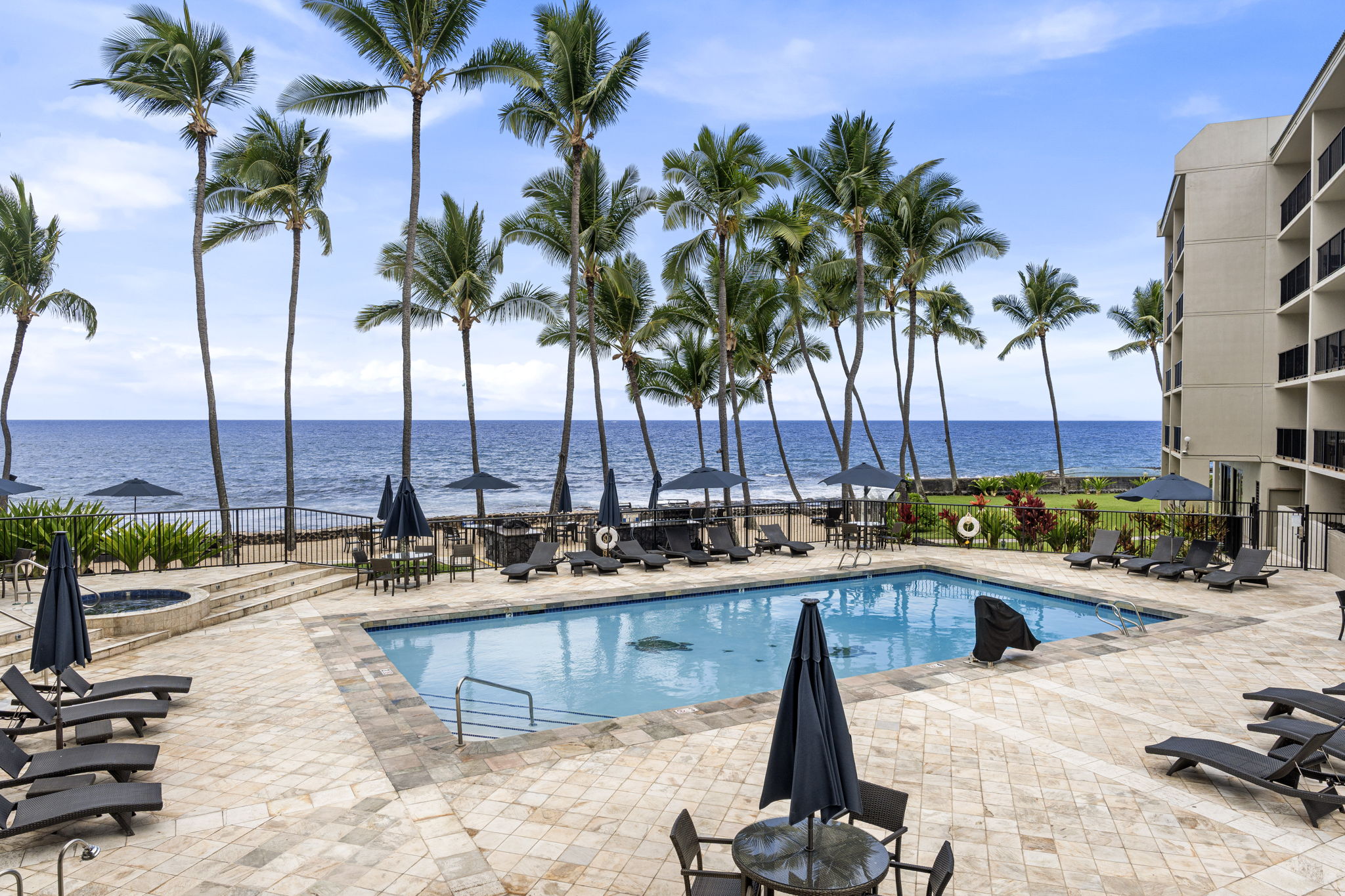 75-6106 ALII DR 114 Property Photo 1