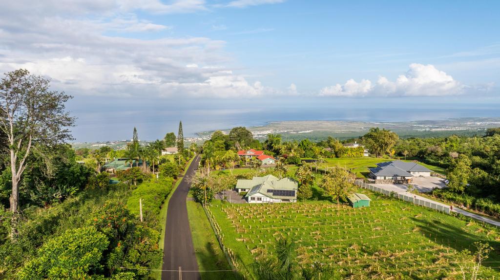 75-1069-a Kamalani St Property Photo 24
