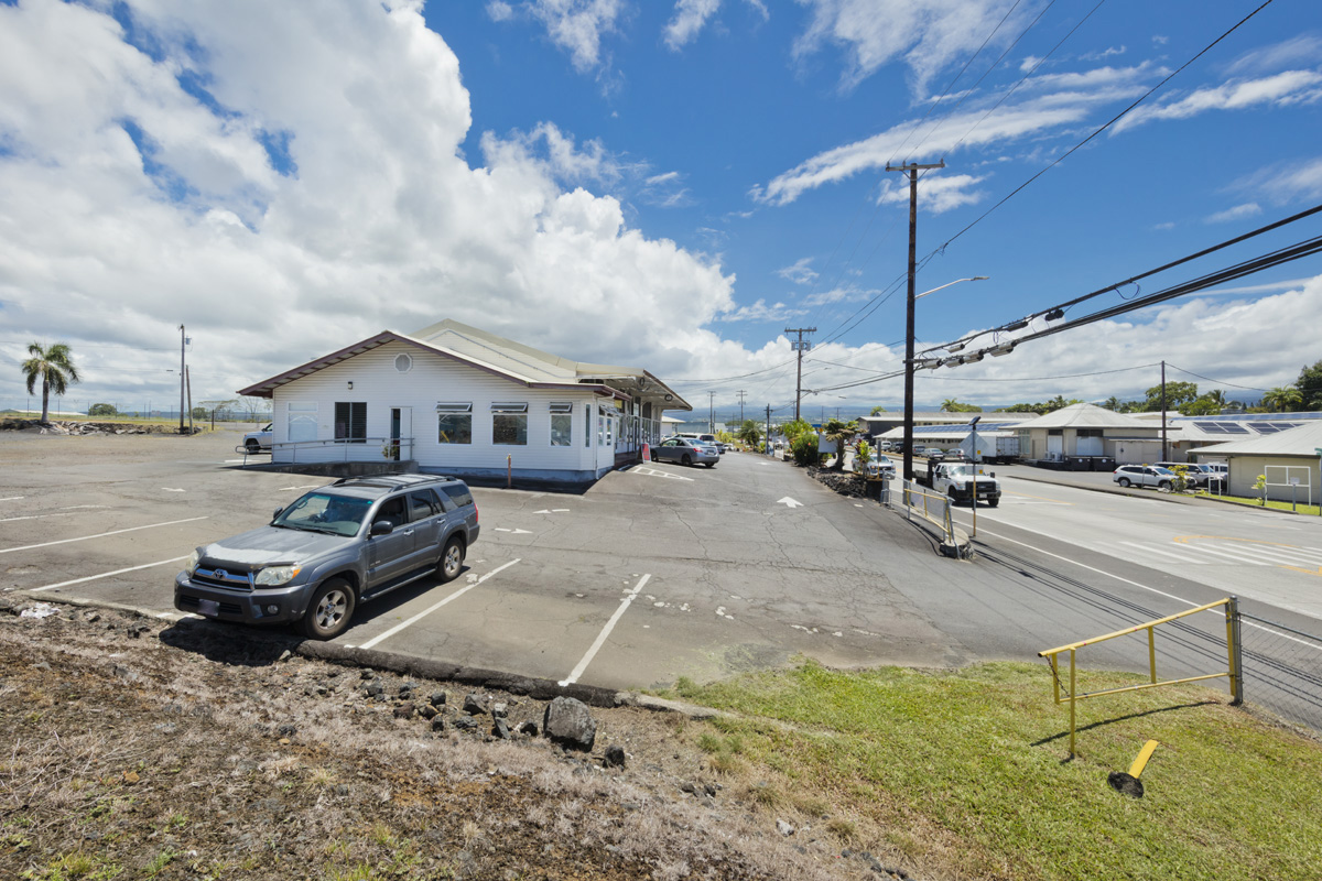92 Kalanianaole St Property Photo 18