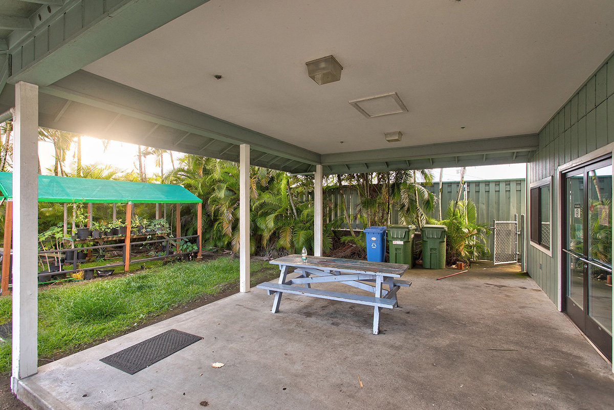 891 Ululani St Property Photo 14