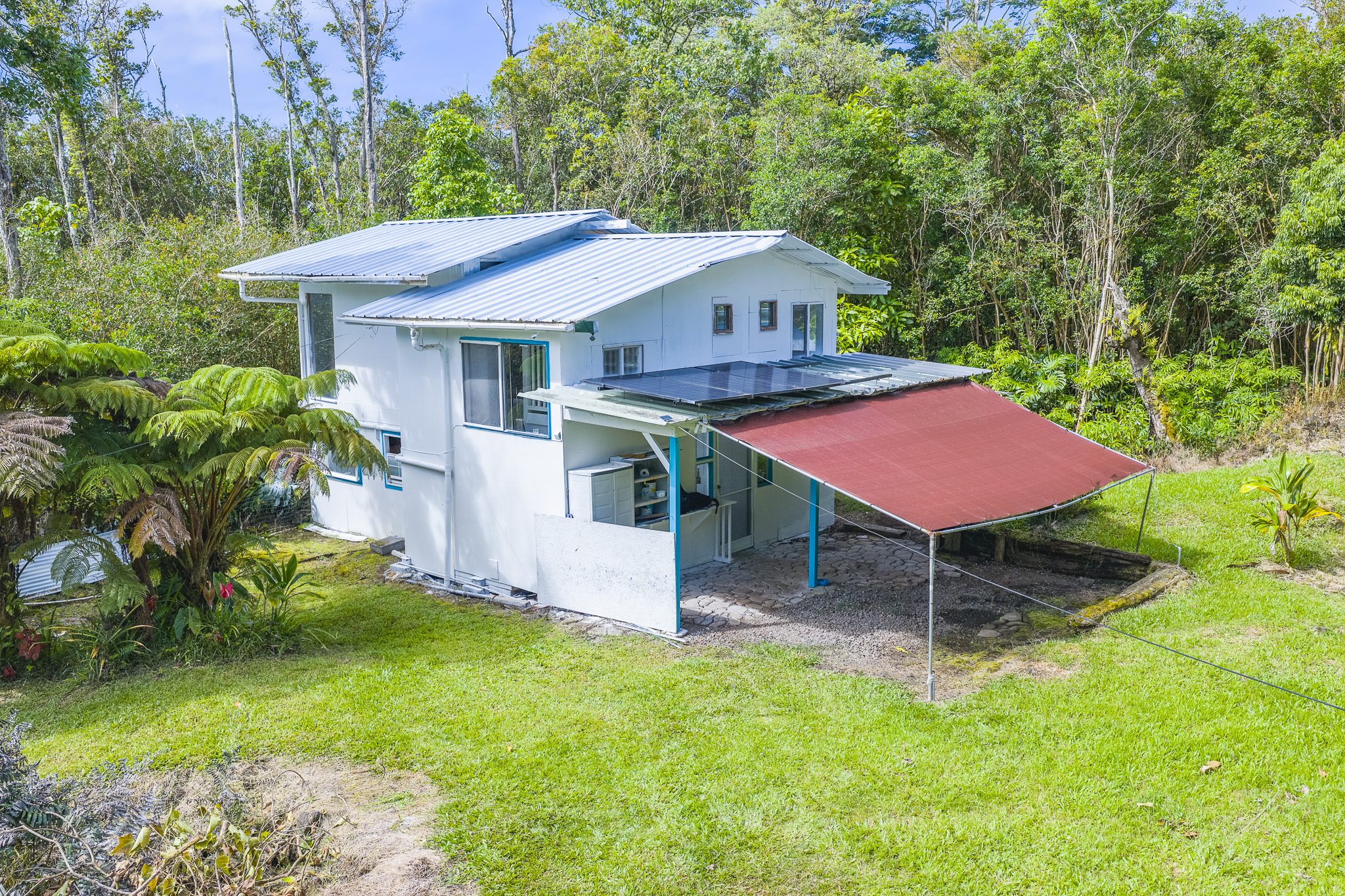 12-557 Hawaii St Property Photo 2