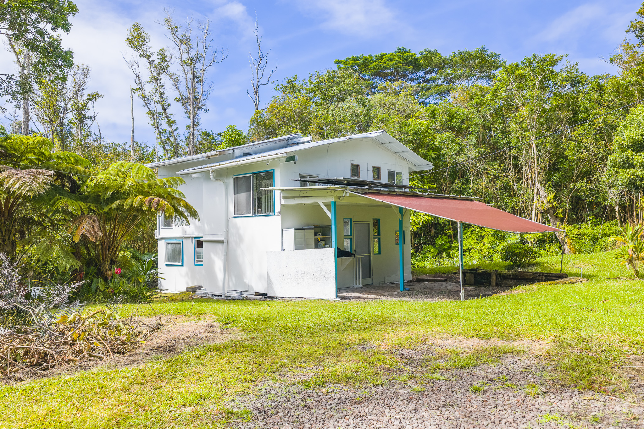 12-557 Hawaii St Property Photo 3