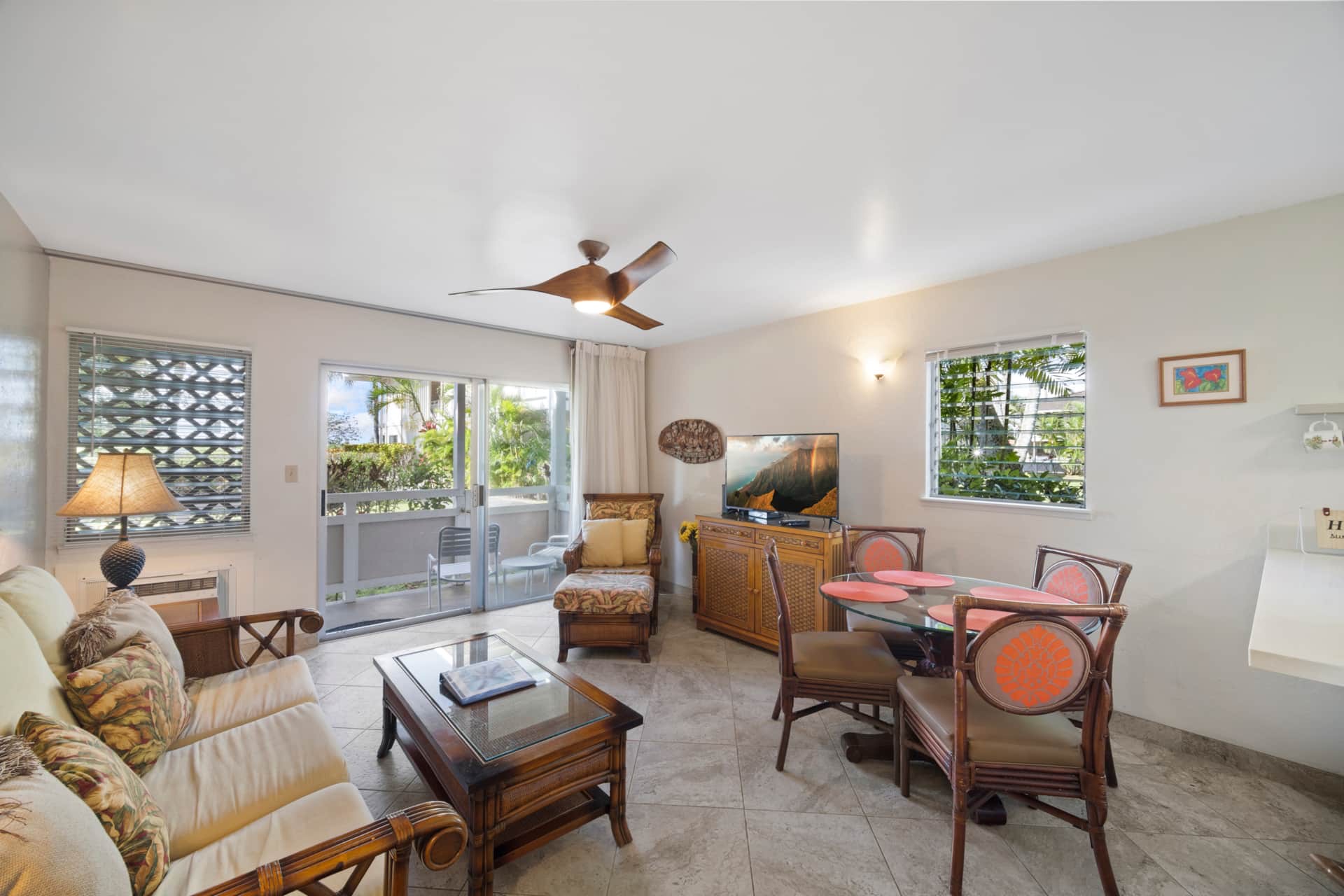 525 Aleka Lp K8 Property Photo 5