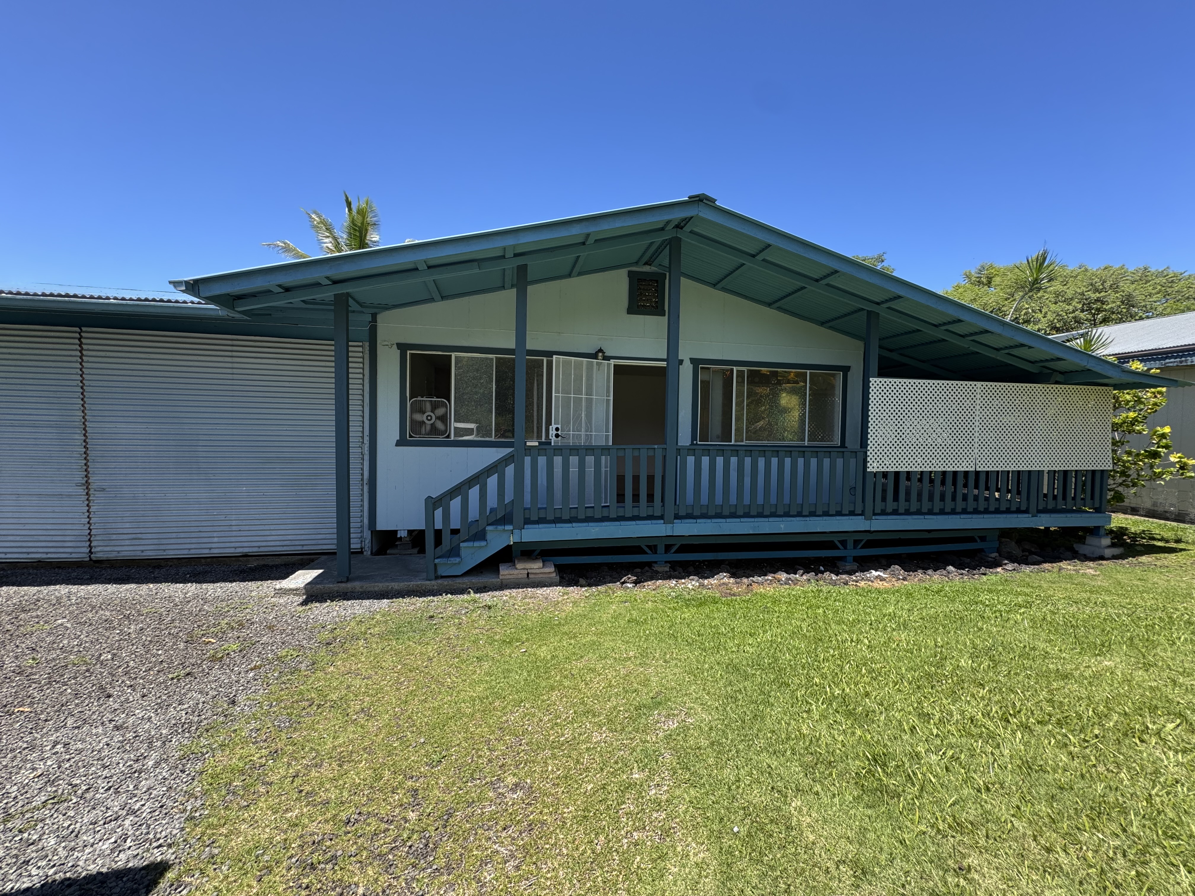 15-2733 Maikoiko St Property Photo 1