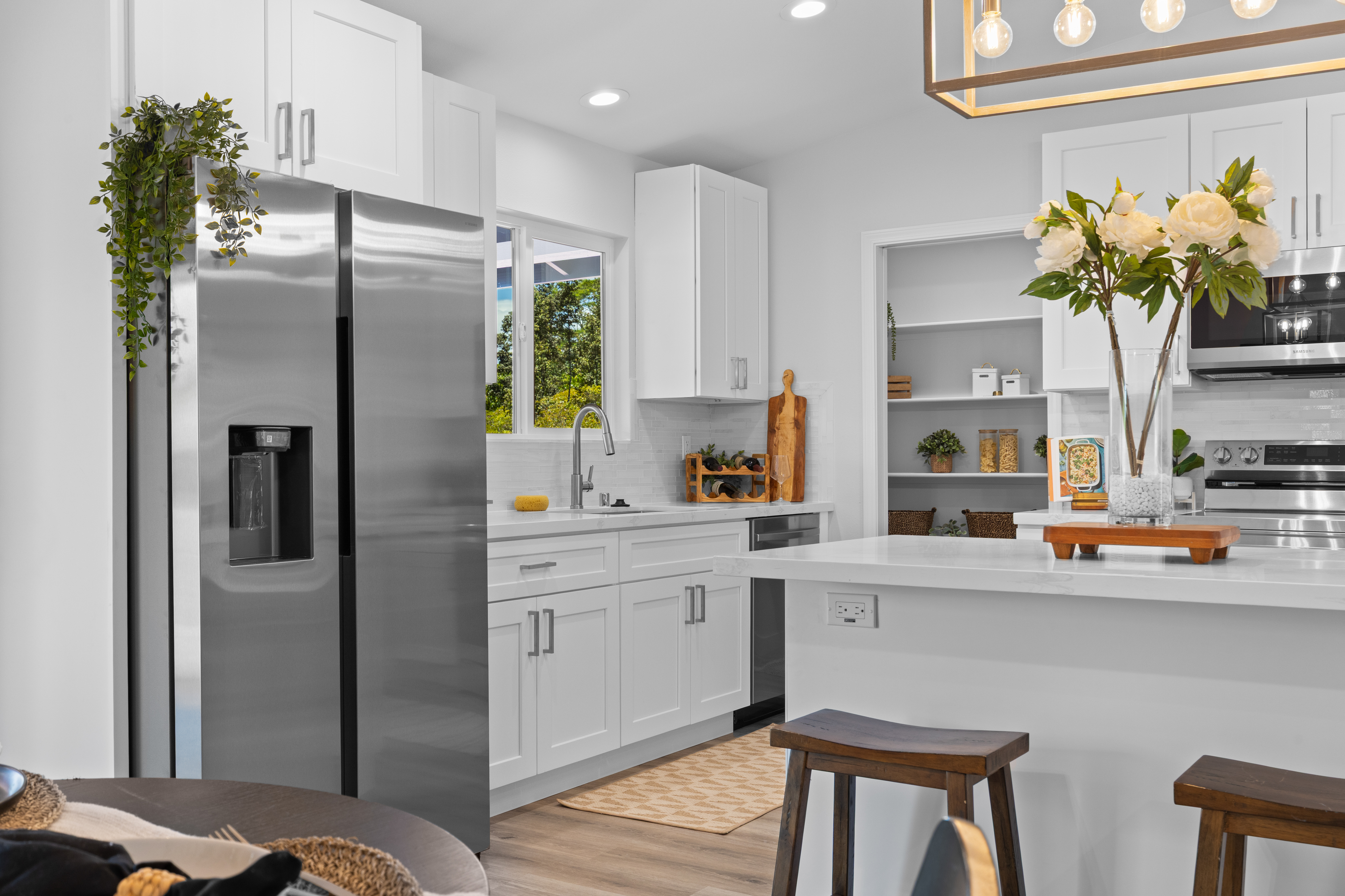 15-1698 5th Ave Property Photo 6