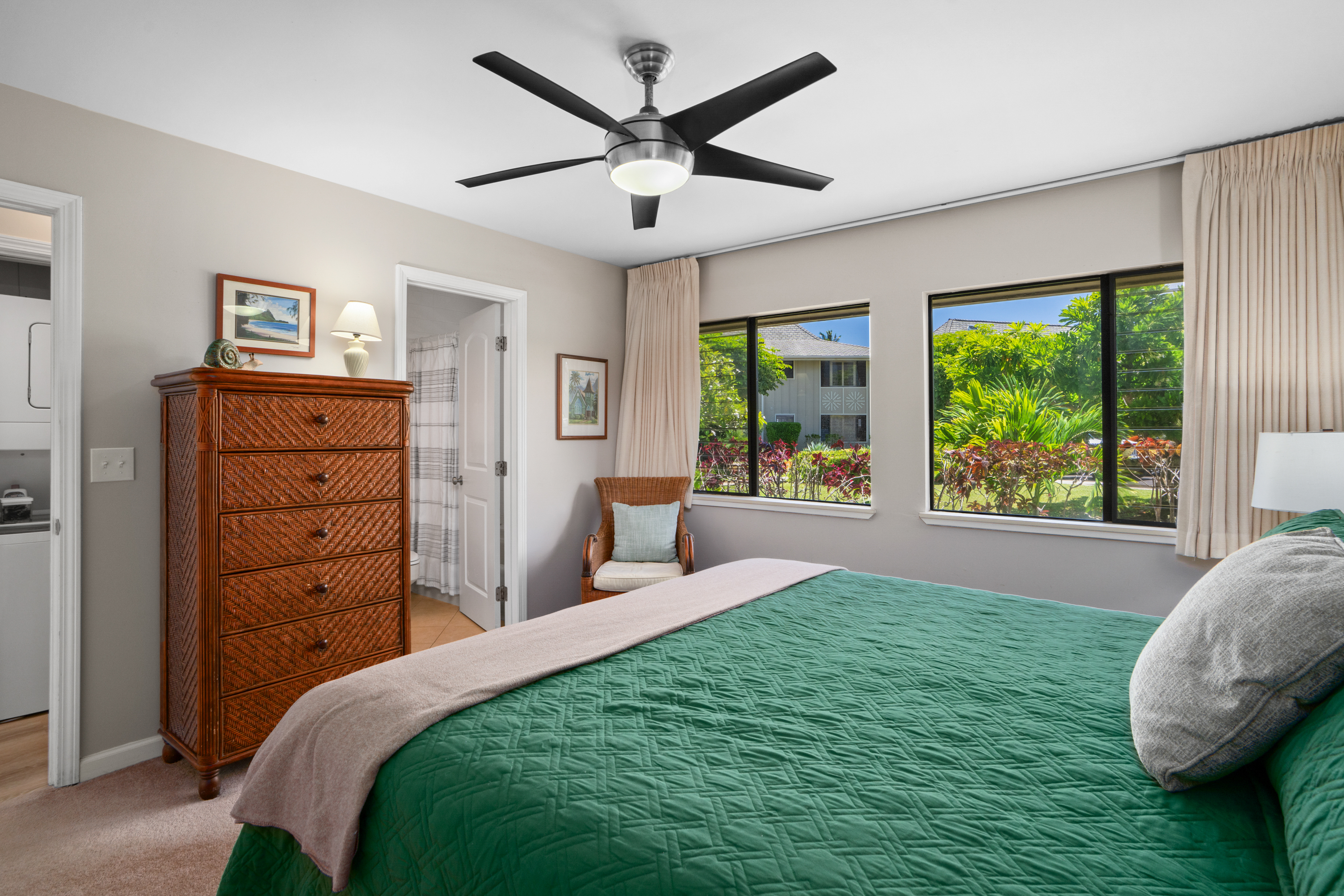 3830 Edward Rd 12d Property Photo 14