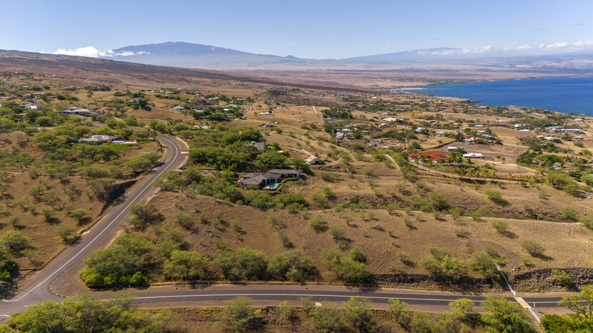 Olomana Rd Property Photo 3