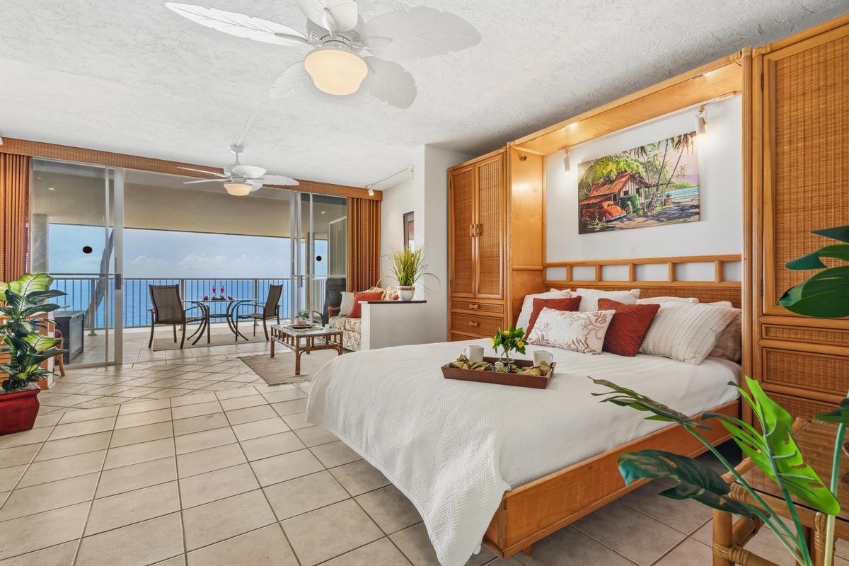 77-6452 Kona Magic Sands 203 Property Photo 1