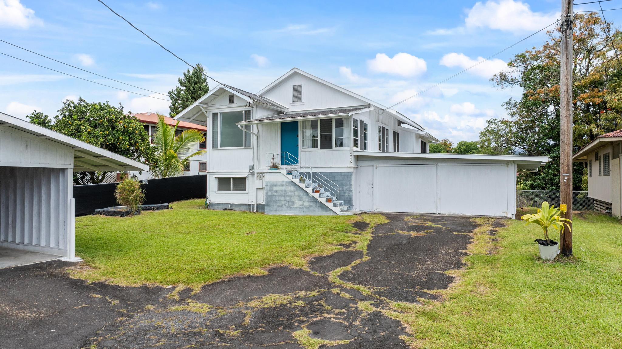 294-c Kukuau St Property Photo 1