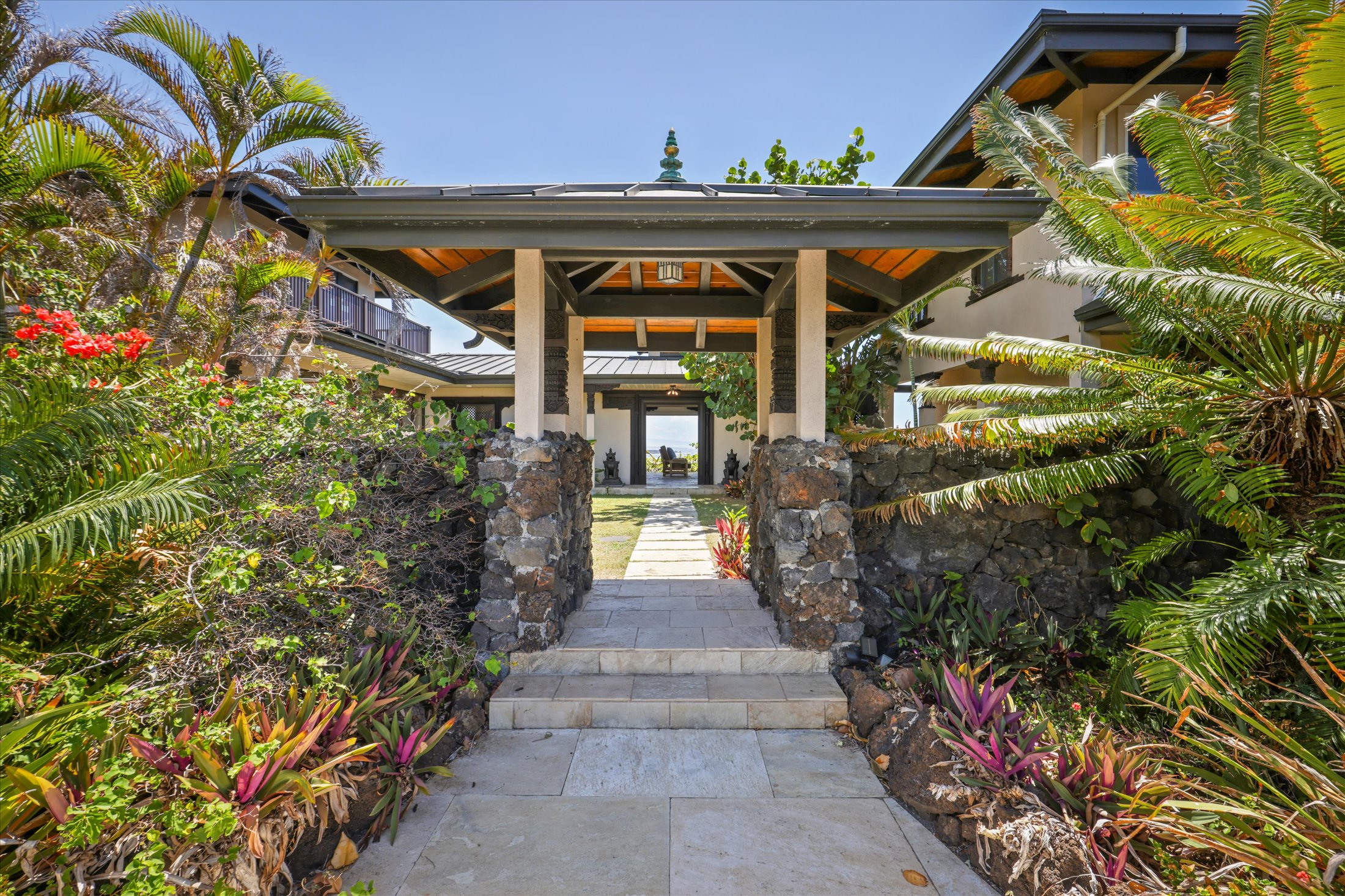 95-4667 Hawaii Belt Rd Property Photo 1