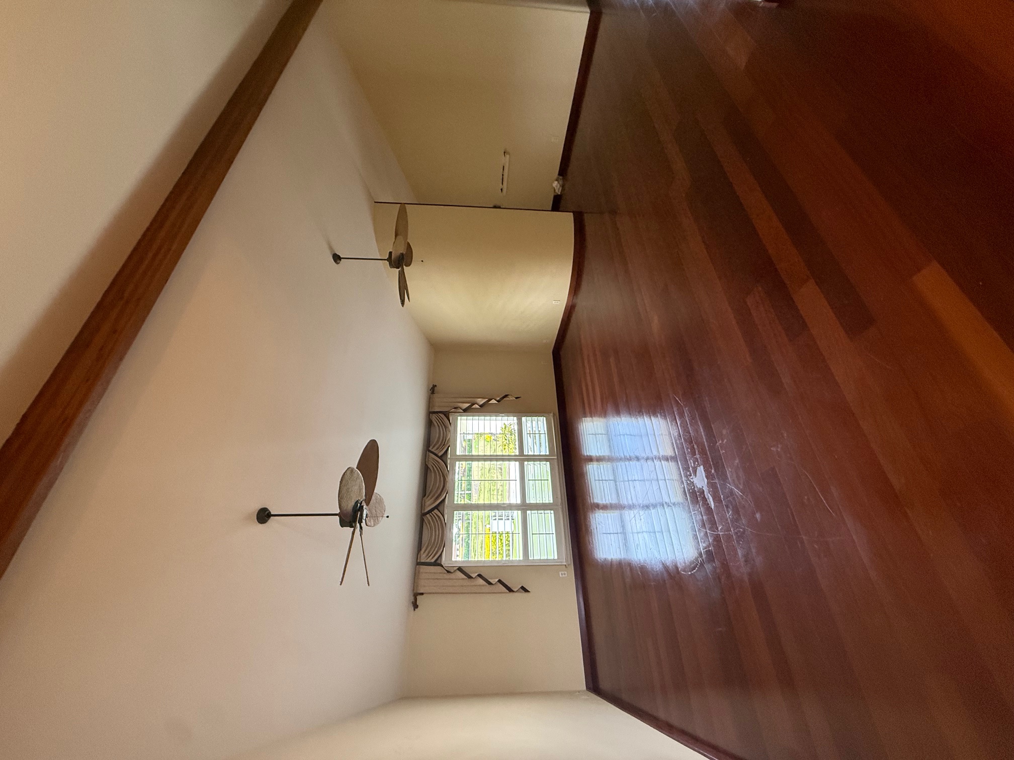 961-b Kamalu Rd Property Photo 18