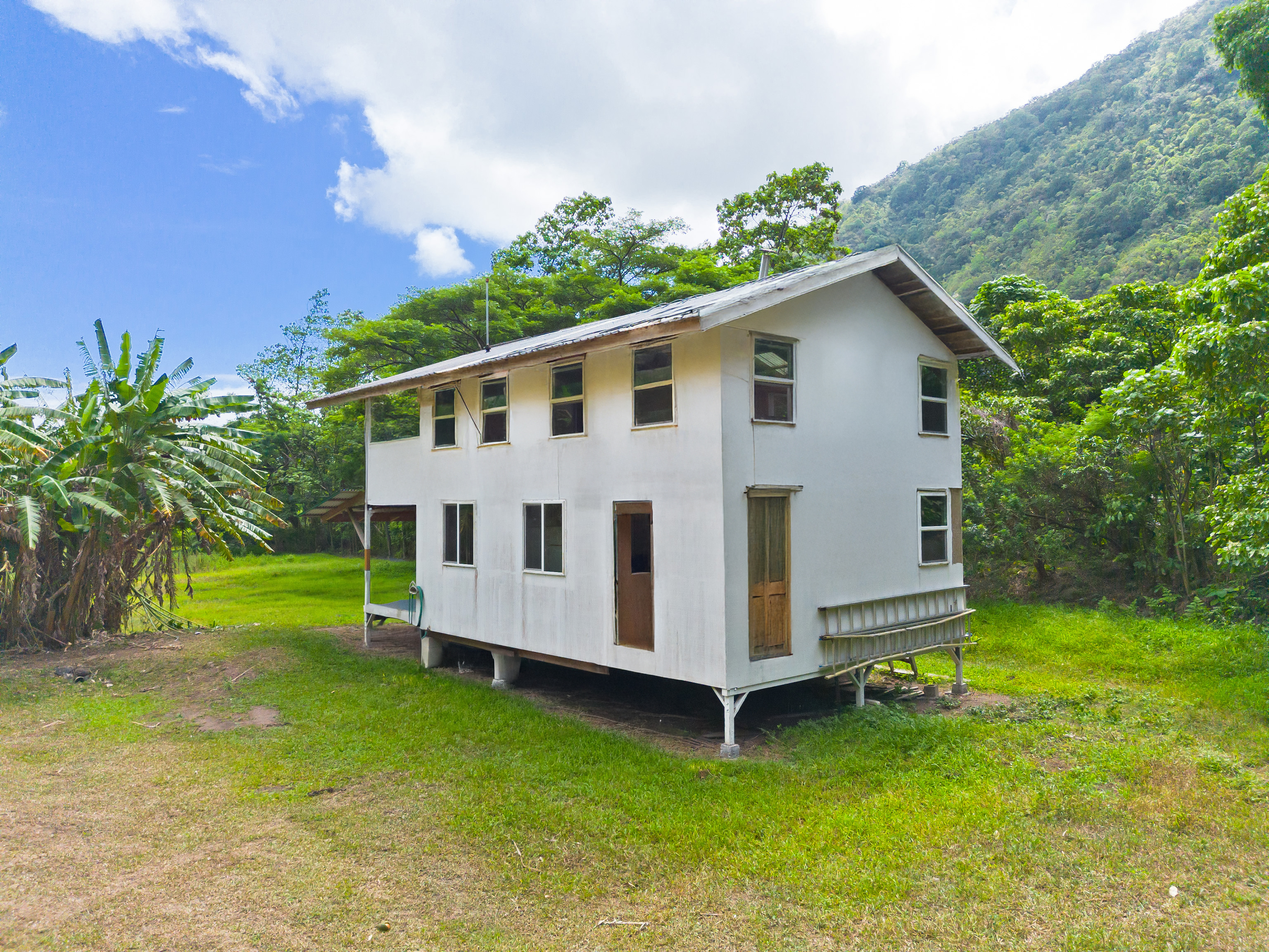 20 Waipio Valley Rd Property Photo 3