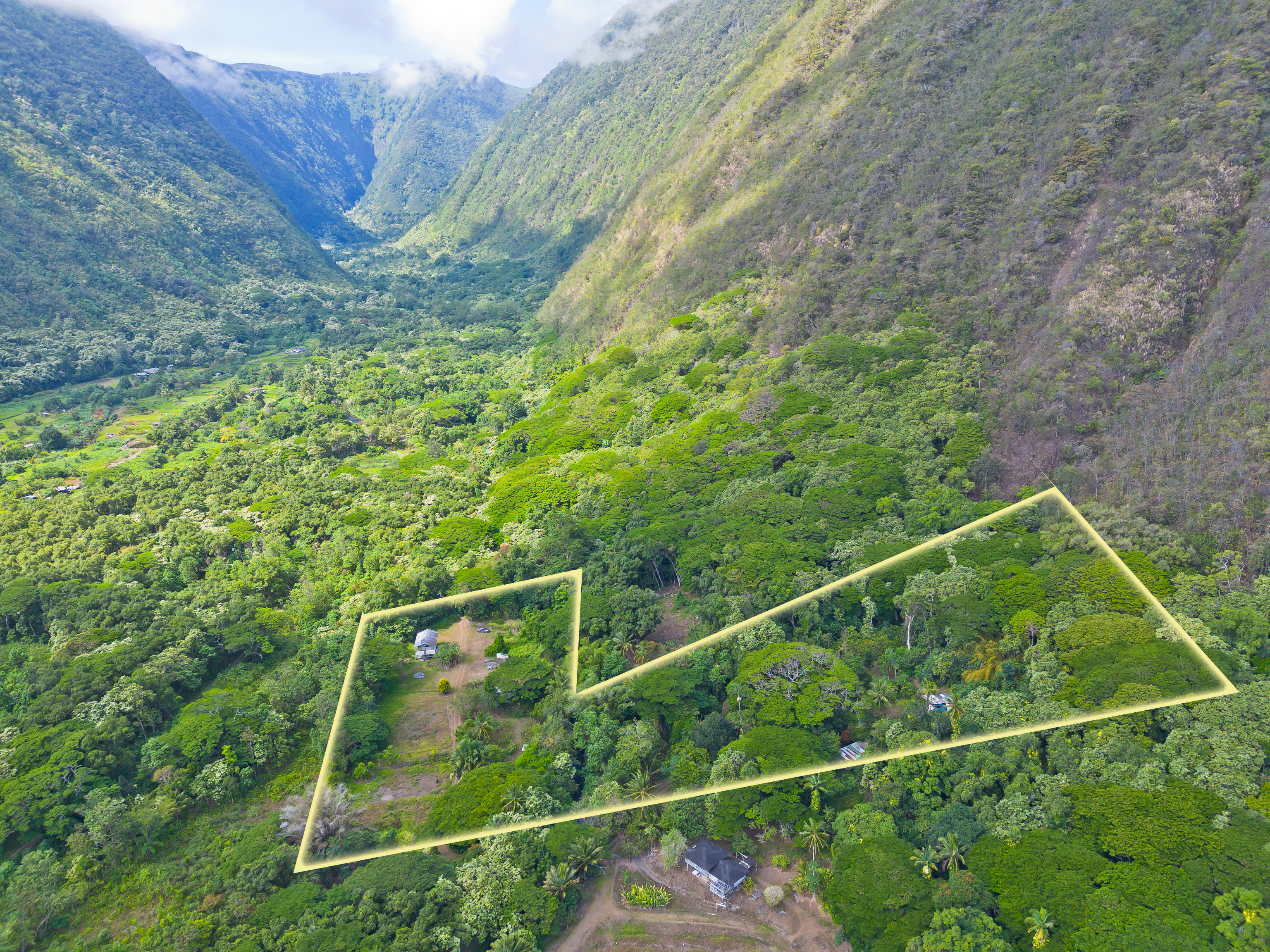 20 Waipio Valley Rd Property Photo 10
