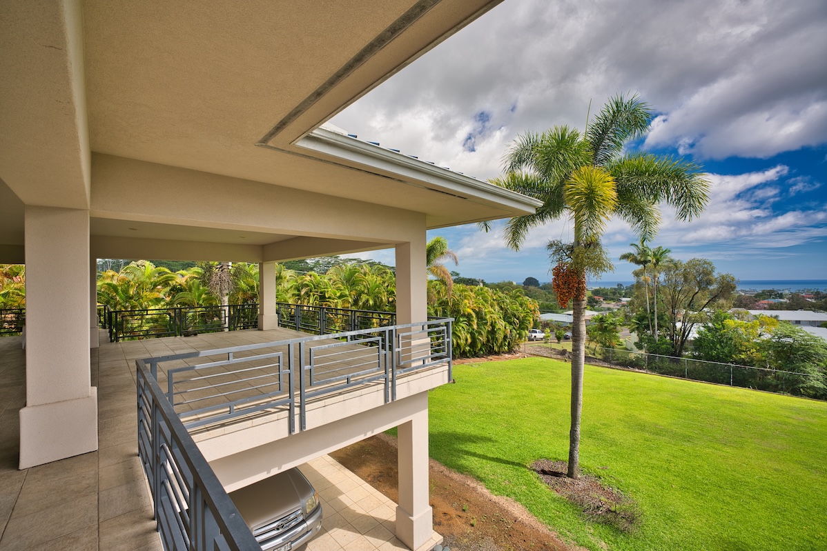 1055 Kikau Pl Property Photo 8