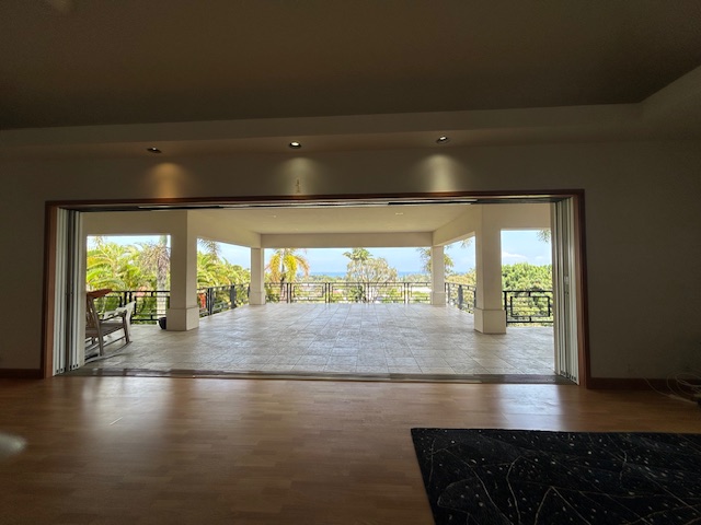 1055 Kikau Pl Property Photo 27