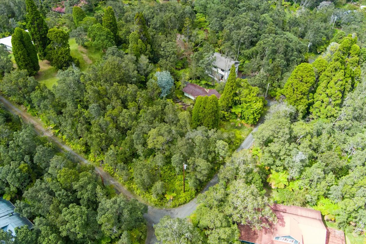 Maile Ave Property Photo 2