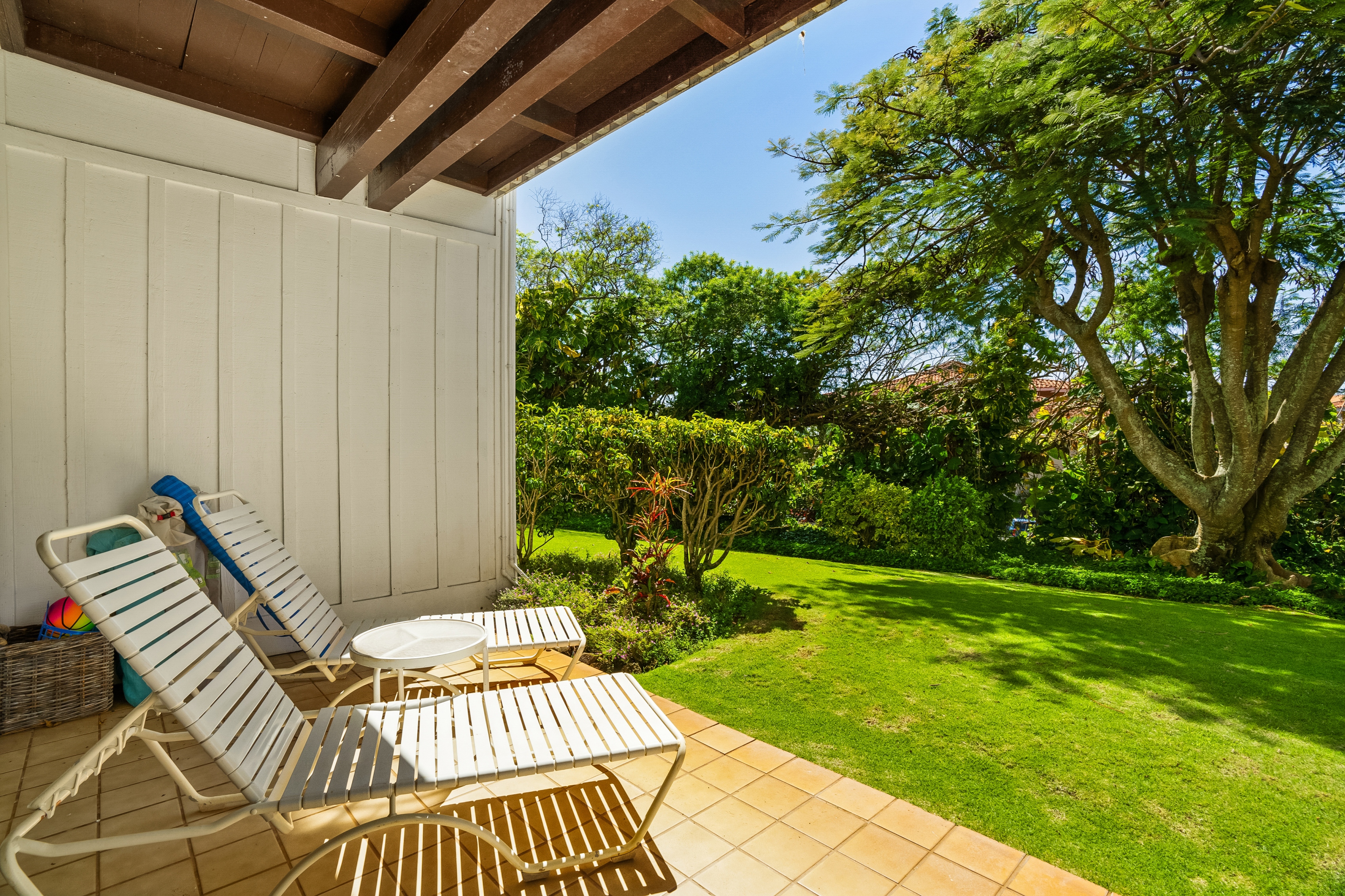 2253 Poipu Rd 402 Property Photo 15