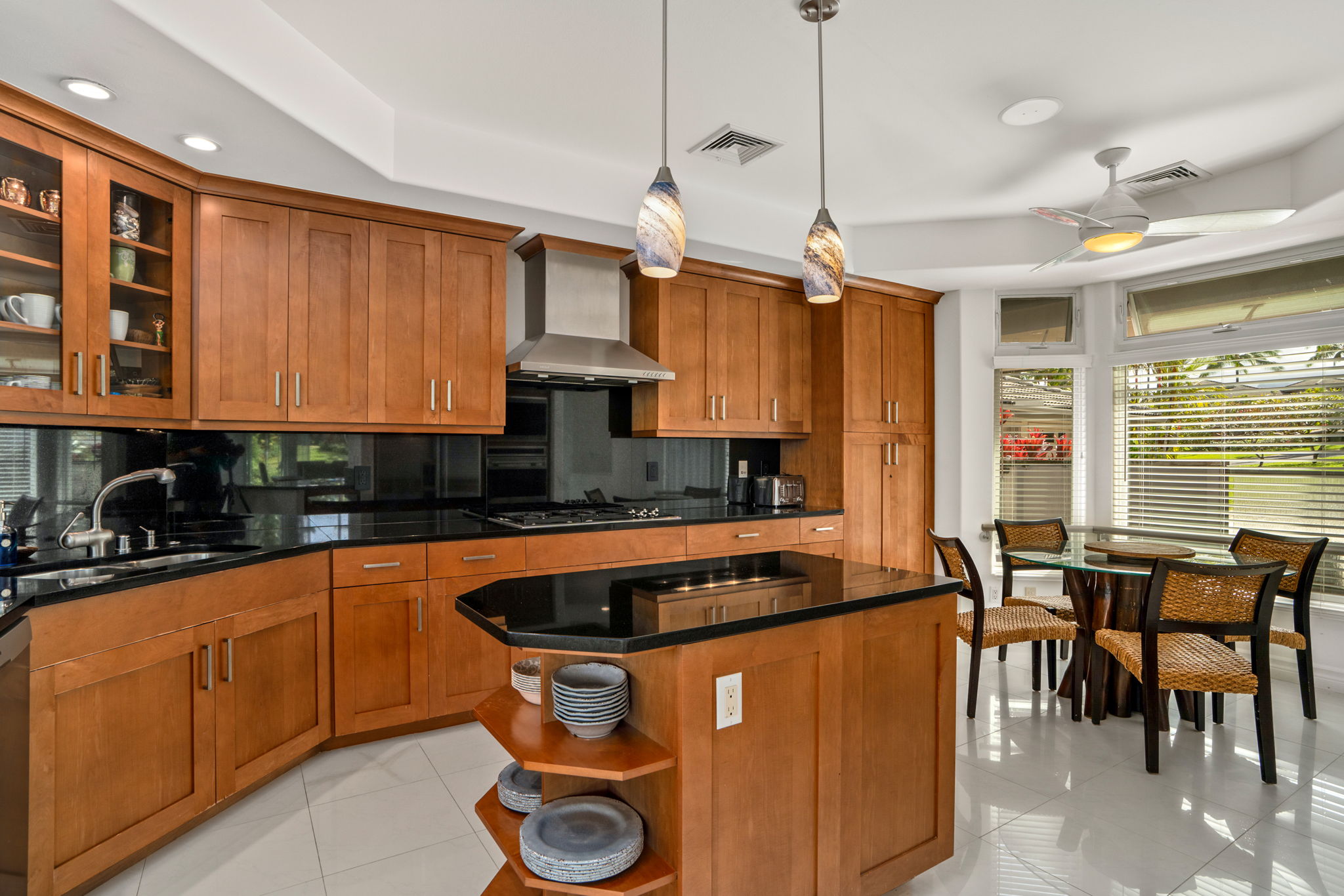 4100 Queen Emma's Dr 20 Property Photo 19