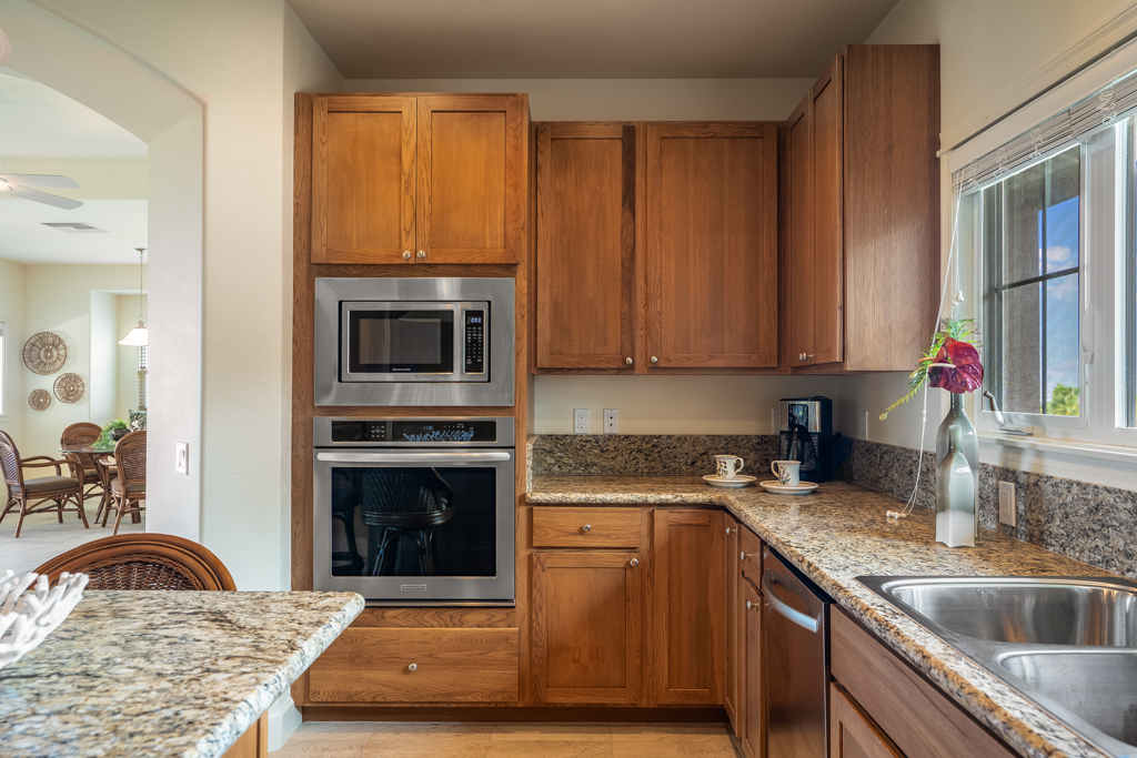 77-300 Hookaana St Property Photo 10