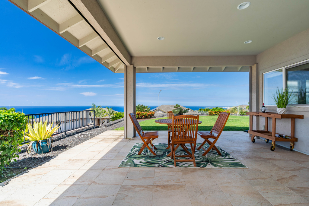 77-300 Hookaana St Property Photo 15