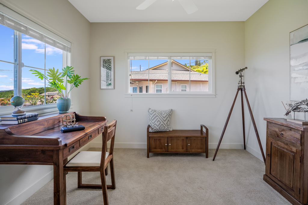 77-300 Hookaana St Property Photo 25