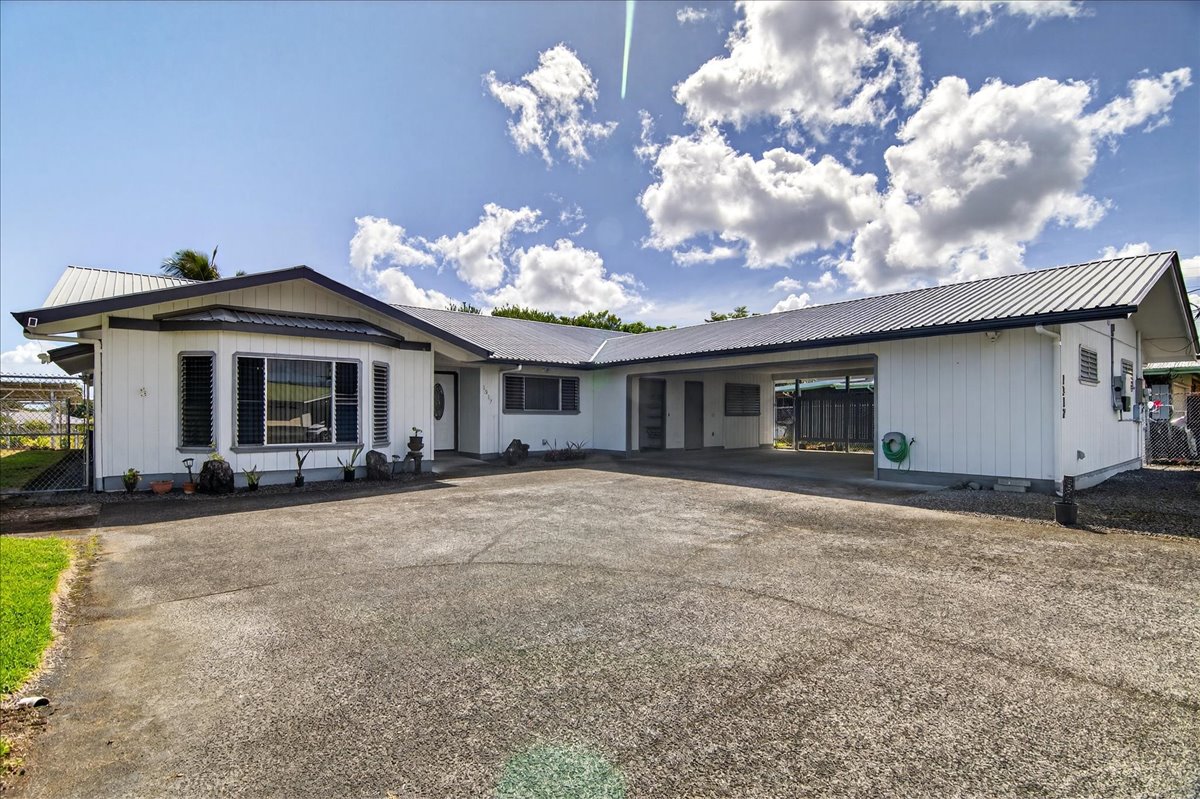 1317 Kumuwaina Pl Property Photo 1