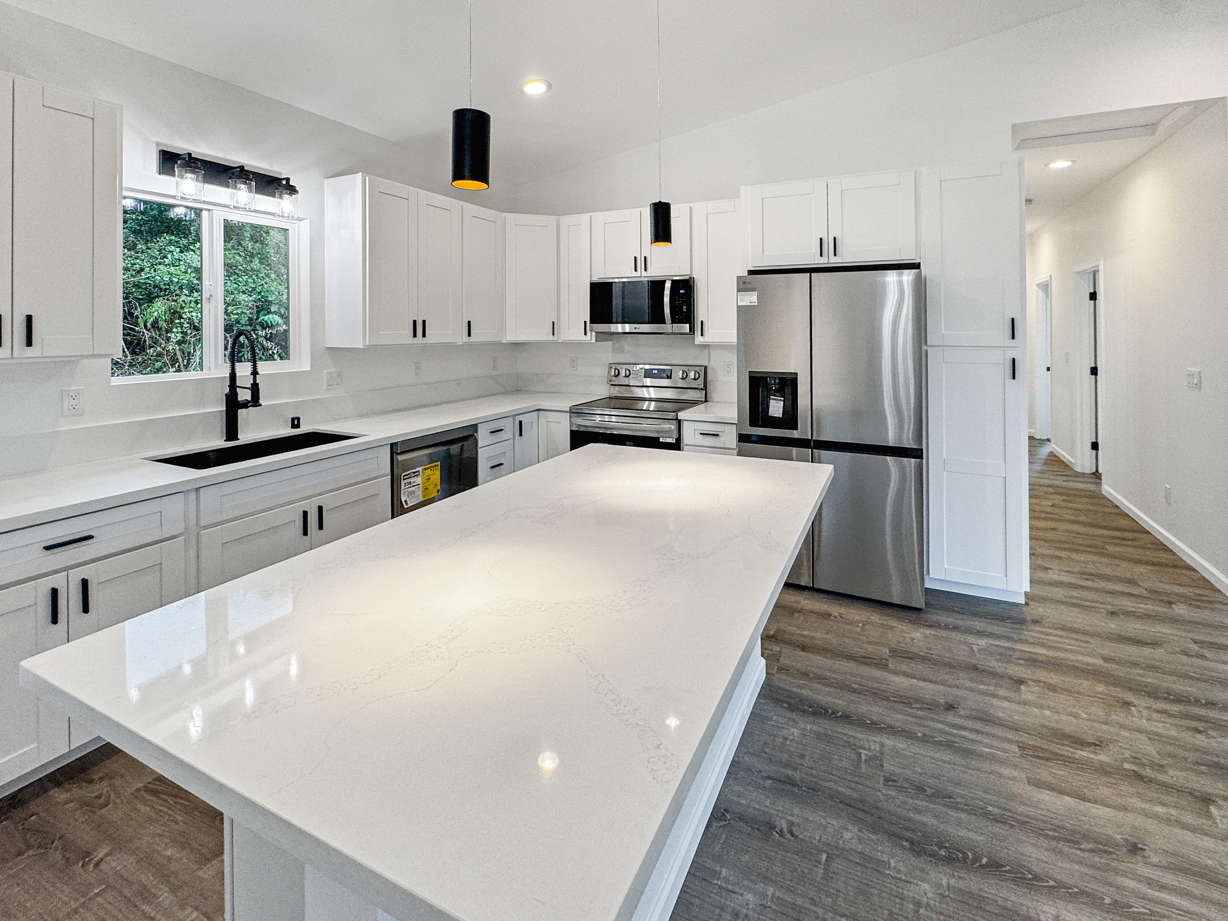 18-7846 Leonaka Rd Property Photo 4