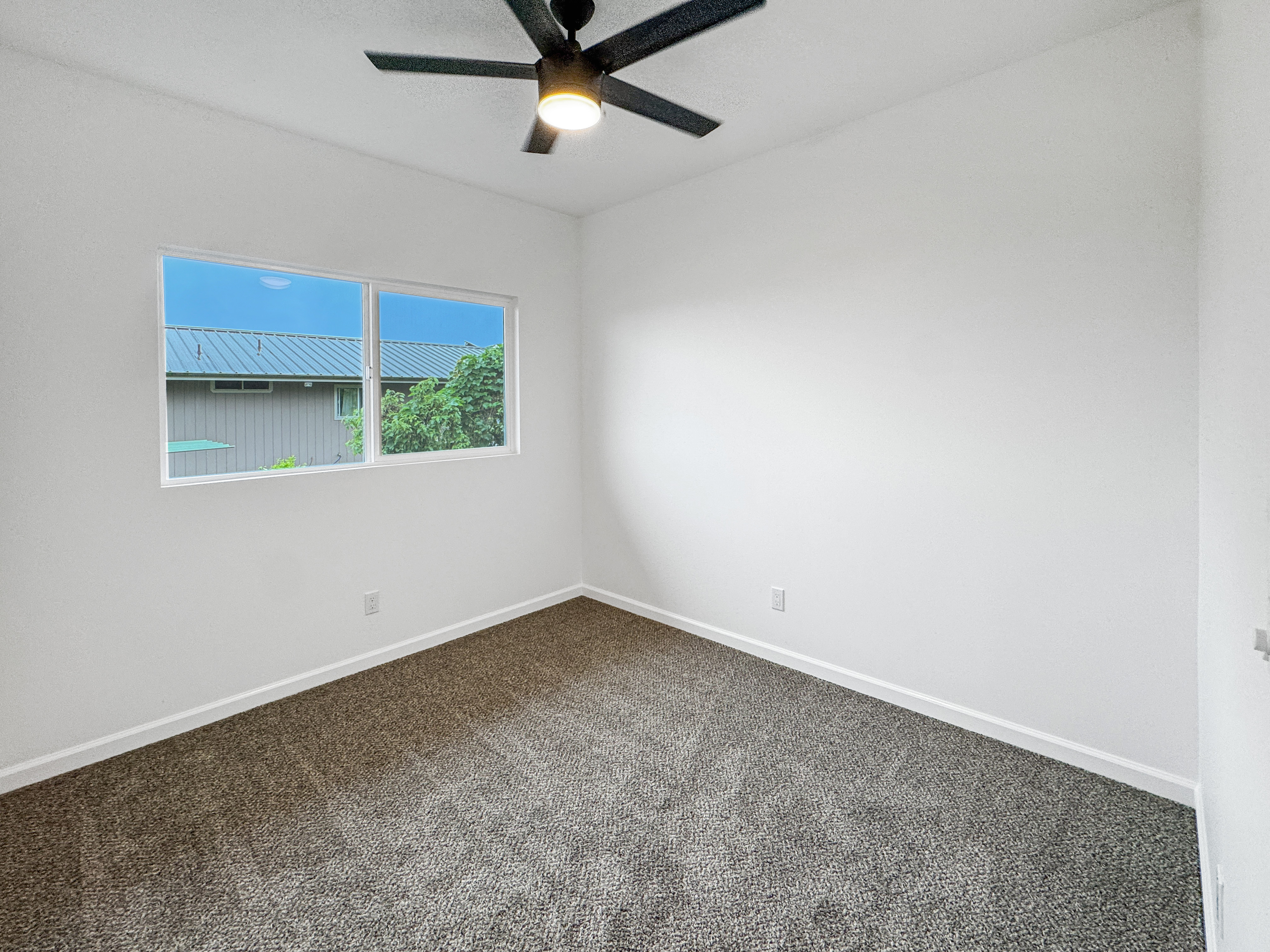 18-7846 Leonaka Rd Property Photo 6