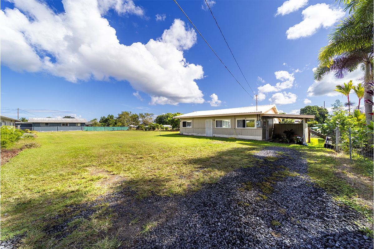 2669 Kilauea Ave Property Photo 1