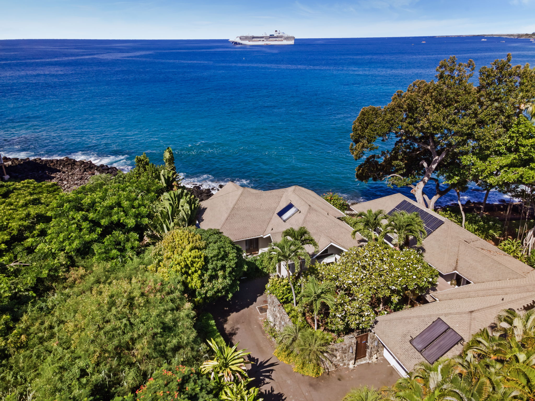 75-5990 Alii Drive Property Photo 3