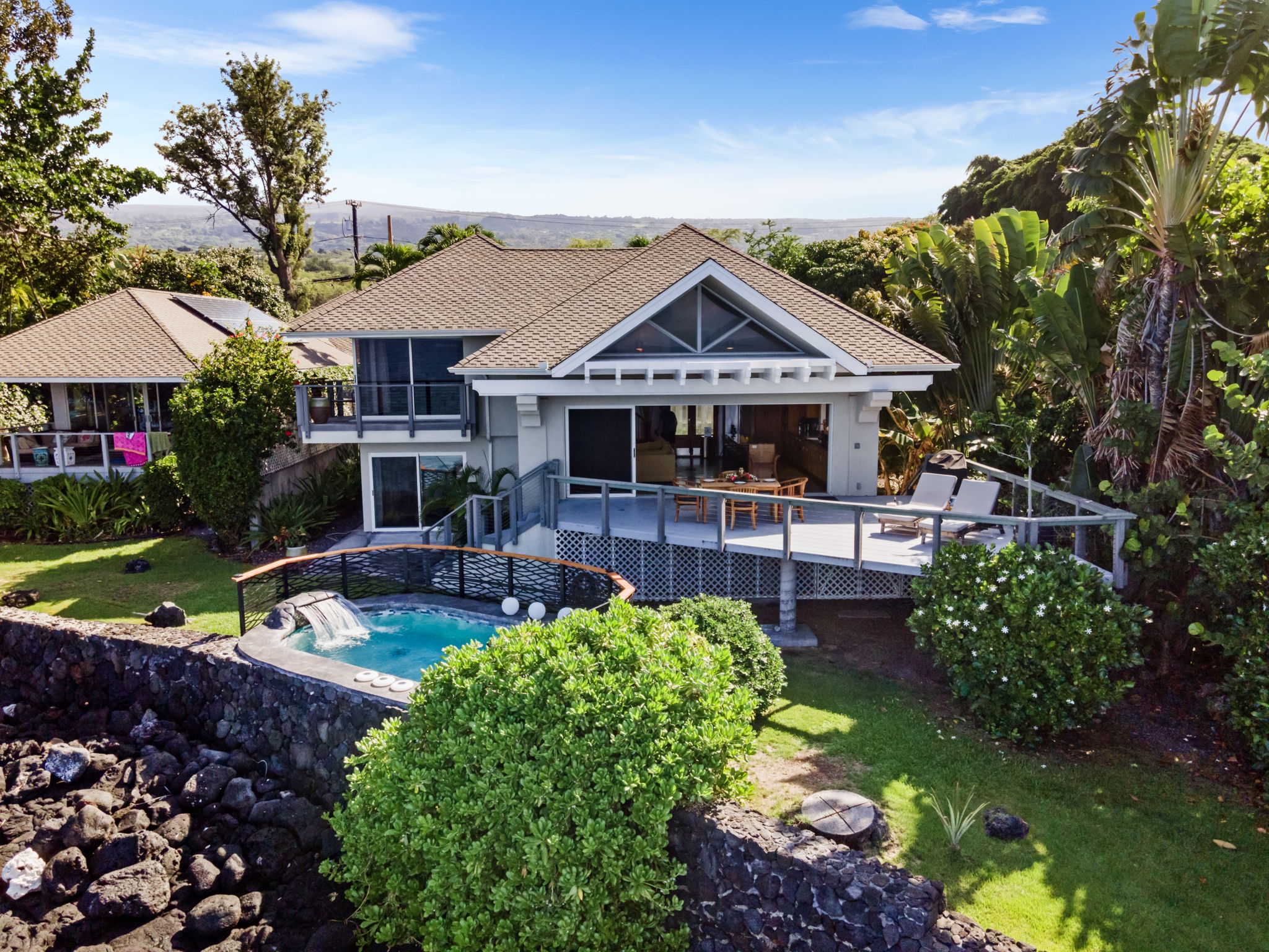 75-5990 Alii Drive Property Photo 4