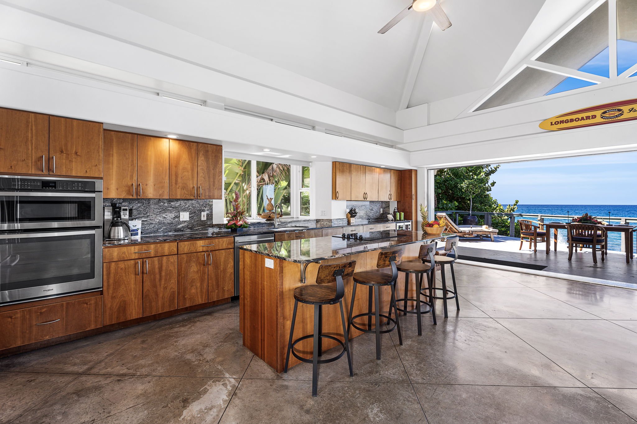 75-5990 Alii Drive Property Photo 14