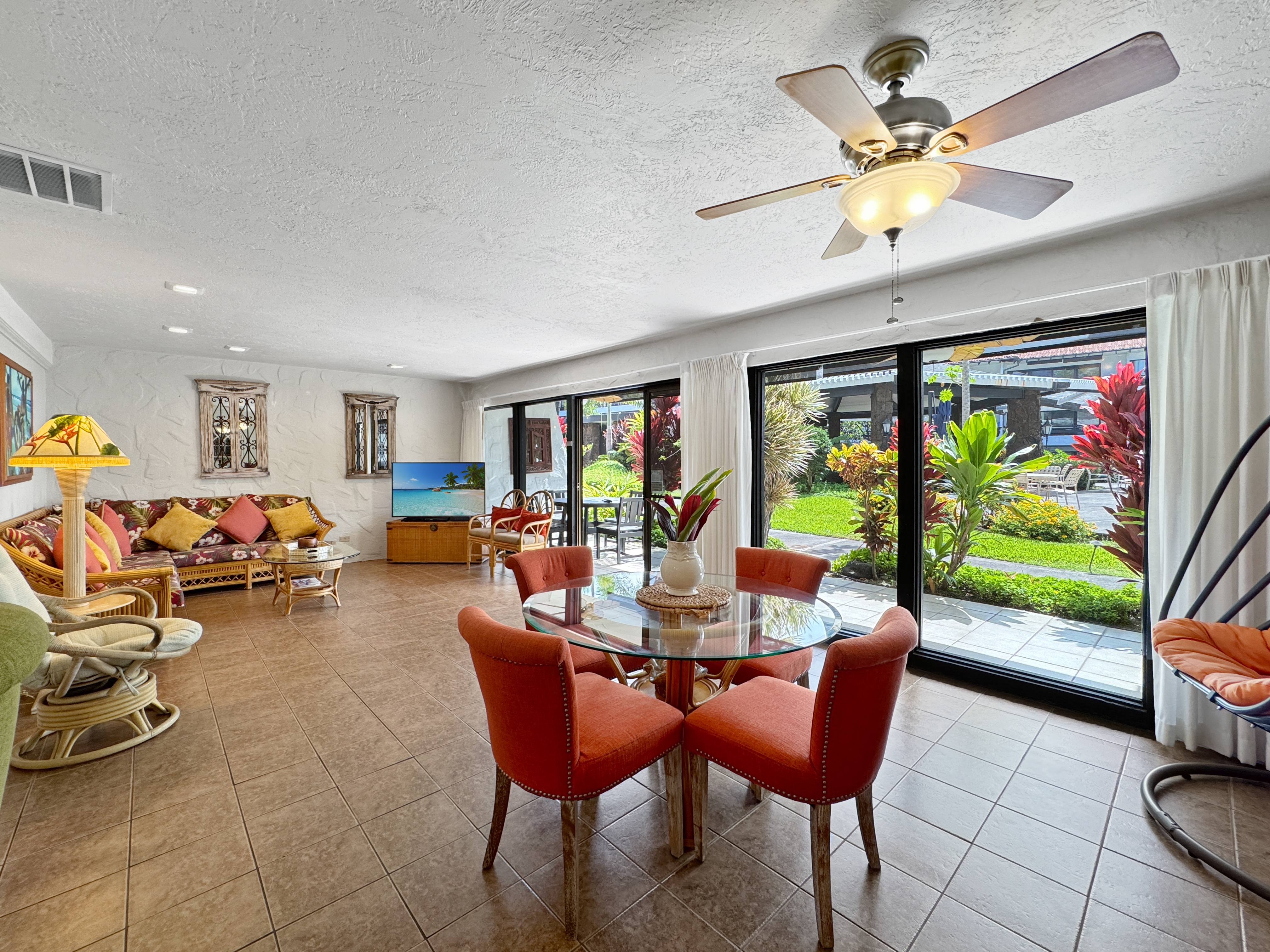 75-6082 Alii Dr B136 Property Photo 10