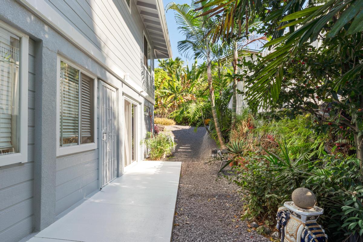 77-6377 Kenika Pl Property Photo 23