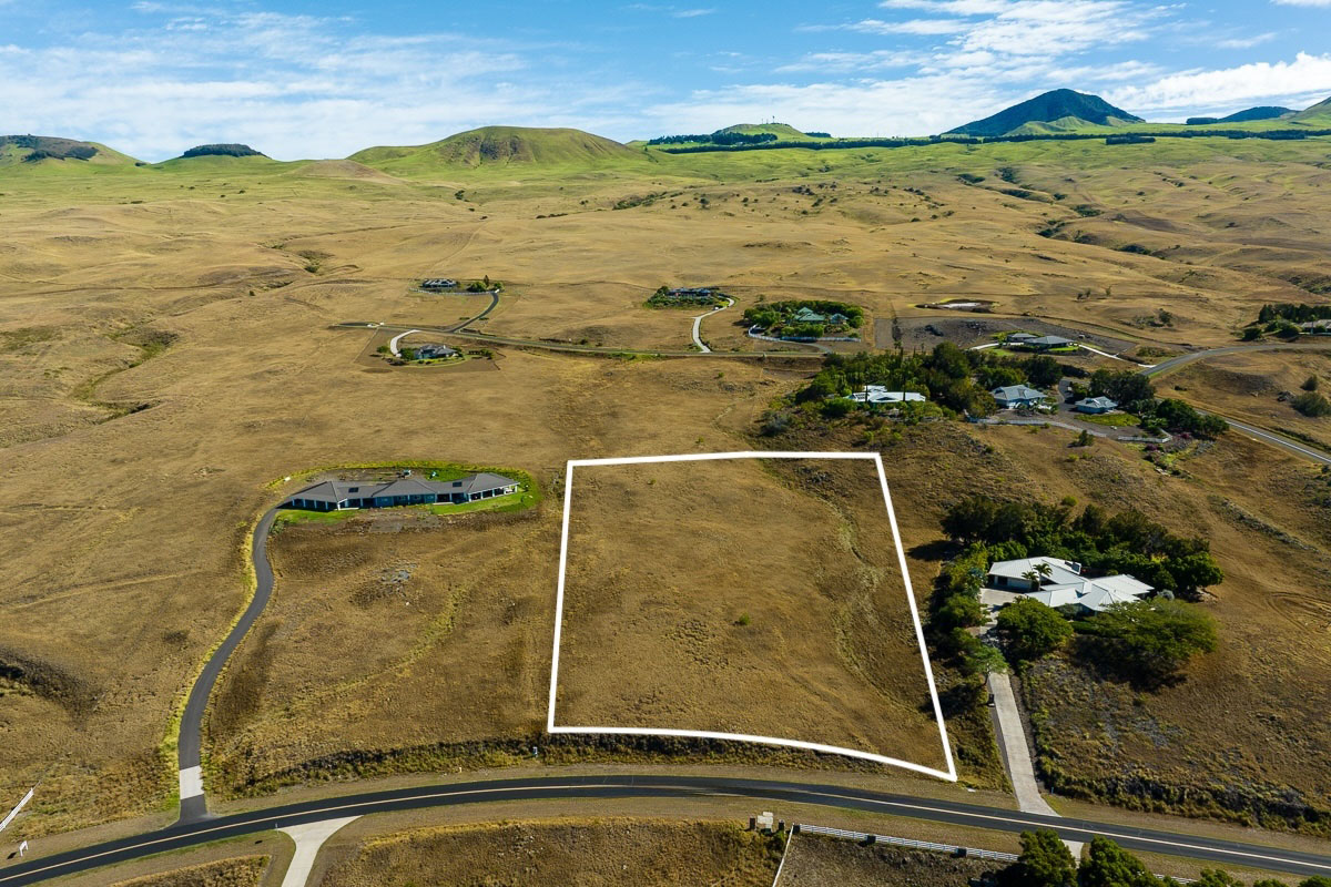Kanaloa Dr Property Photo 3