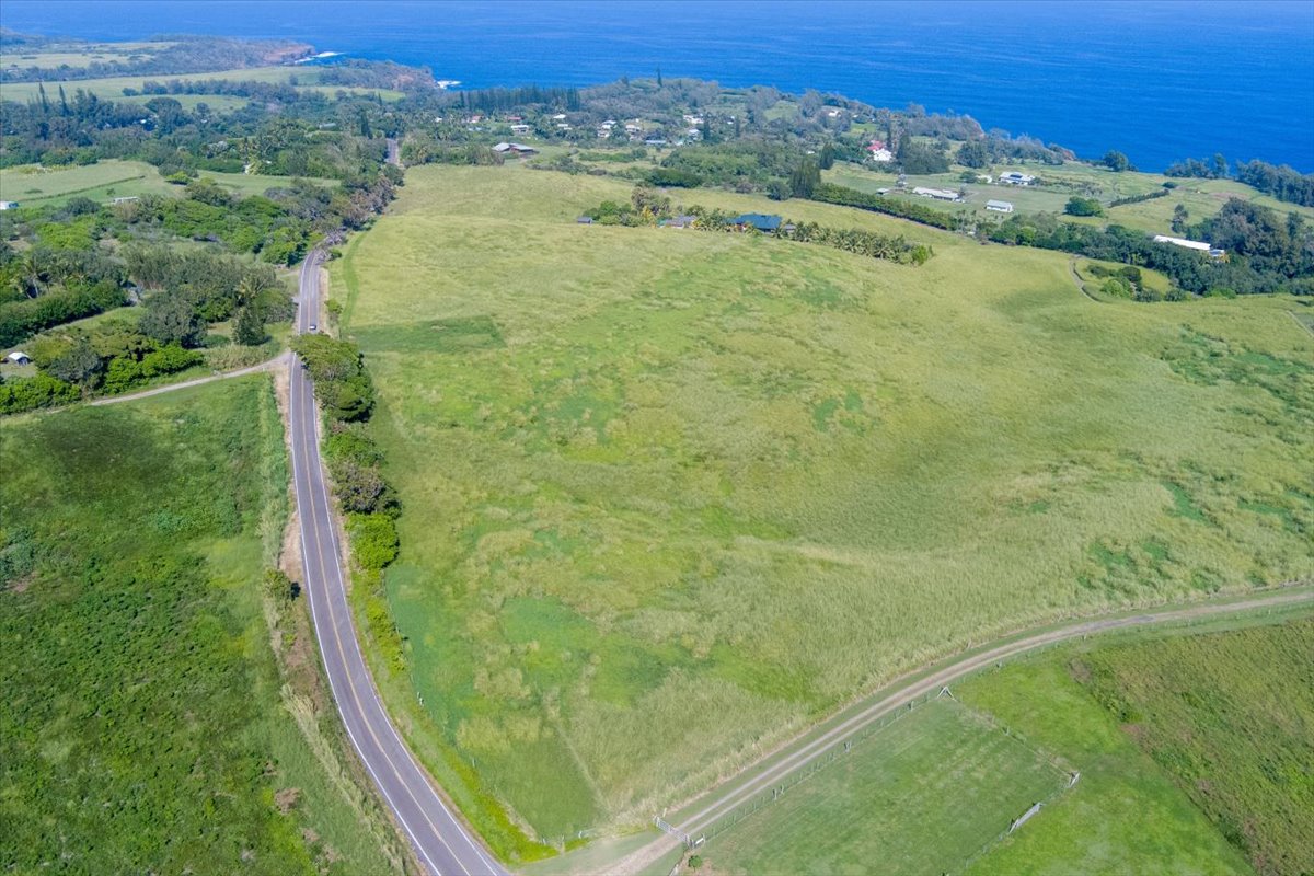 Akoni Pule Highway Property Photo 2