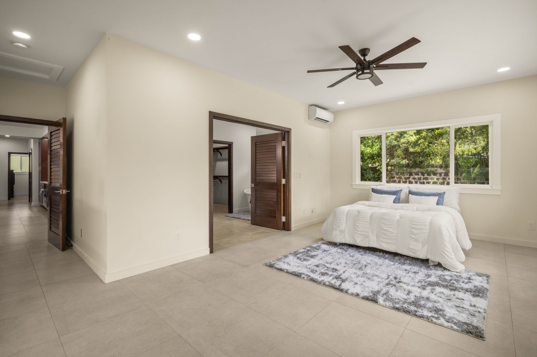 3582 Rice St Property Photo 14